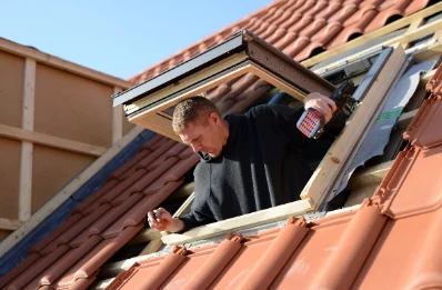 Pose de fenêtres de toit Velux à Lemberg